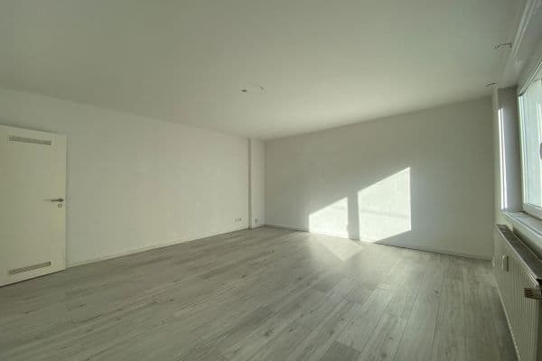 Pronájem bytu 1+1 43 m², Wuppertal Pronájem bytu 1+1 43 m², Wuppertal