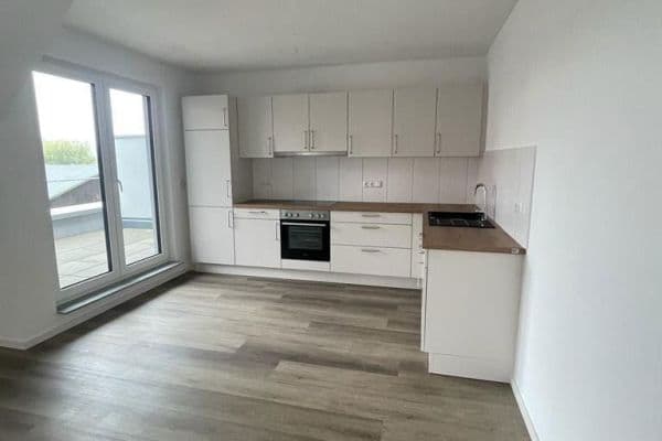 Pronájem bytu 3+1 115 m², Poststraße 1, Bienenbüttel Pronájem bytu 3+1 115 m², Poststraße 1, Bienenbüttel