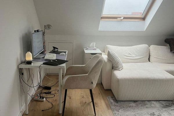 Pronájem bytu 2+1 50 m², Ditzingerstraße 5, Leonberg-Höfingen Pronájem bytu 2+1 50 m², Ditzingerstraße 5, Leonberg-Höfingen