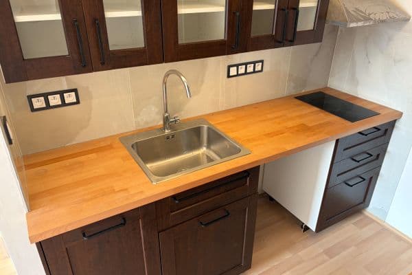 Pronájem bytu 2+kk 35 m², Laudova, Praha Pronájem bytu 2+kk 35 m², Laudova, Praha