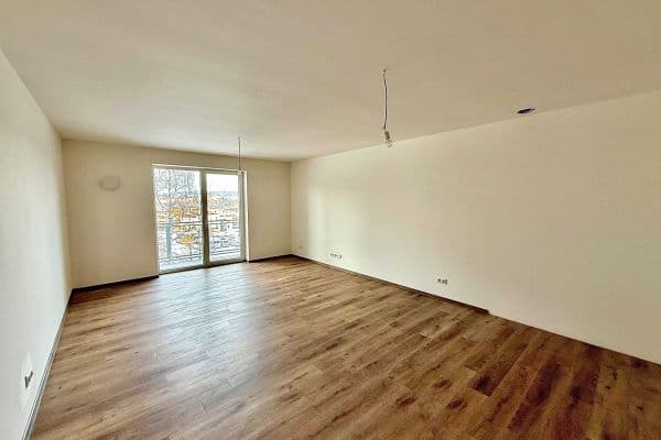 Pronájem bytu 1+kk 45 m², Okružní, Jihlava, Kraj Vysočina Pronájem bytu 1+kk 45 m², Okružní, Jihlava, Kraj Vysočina