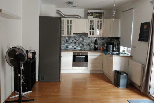 Pronájem bytu 2+kk 65 m², U Krčského nádraží, Praha Pronájem bytu 2+kk 65 m², U Krčského nádraží, Praha