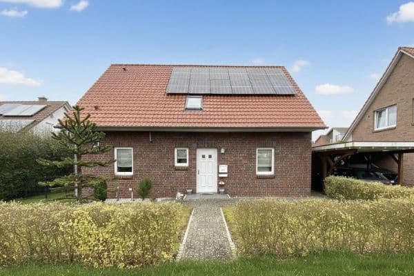 Prodej domu 136 m², pozemek 598 m², Neu Wulmstorf Prodej domu 136 m², pozemek 598 m², Neu Wulmstorf