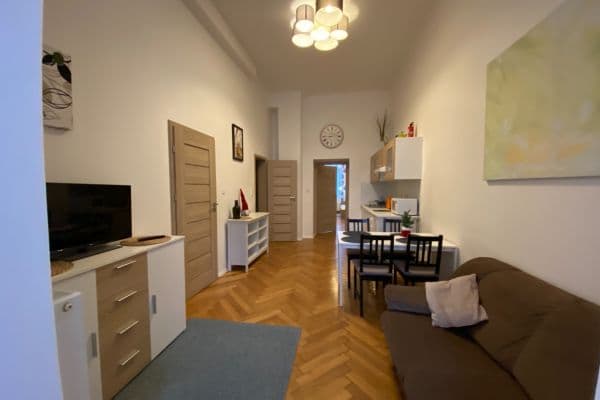 Pronájem bytu 3+kk 87 m², Preslova, Praha Pronájem bytu 3+kk 87 m², Preslova, Praha