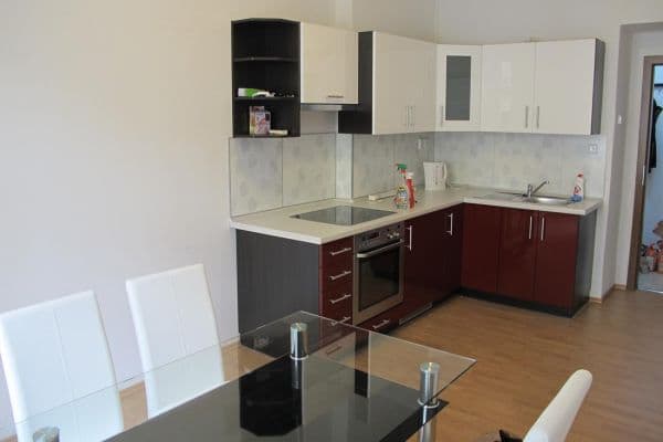 Pronájem bytu 2+kk 40 m², Pod Pramenem, Praha Pronájem bytu 2+kk 40 m², Pod Pramenem, Praha