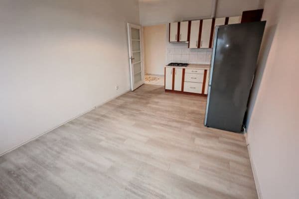 Pronájem bytu 2+kk 52 m², Kralická, Praha Pronájem bytu 2+kk 52 m², Kralická, Praha