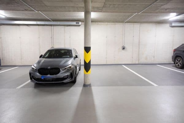 Pronájem garáže 14 m², U Průhonu, Praha Pronájem garáže 14 m², U Průhonu, Praha