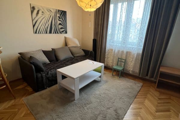 Pronájem bytu 2+kk 43 m², Biskupcova, Praha Pronájem bytu 2+kk 43 m², Biskupcova, Praha