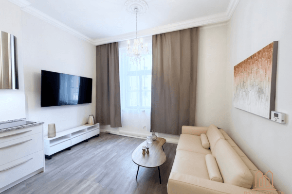 Prodej bytu 2+kk 43 m², 28. pluku, Praha, Praha Prodej bytu 2+kk 43 m², 28. pluku, Praha, Praha