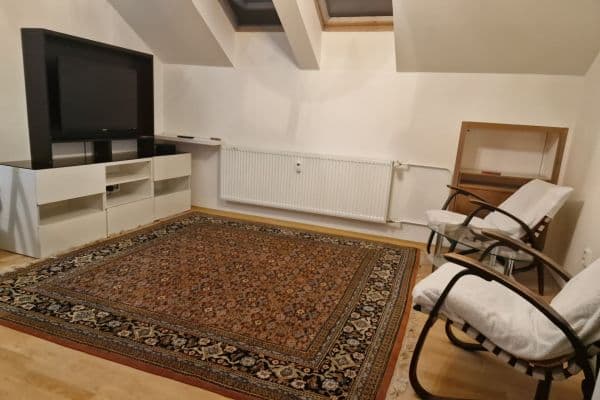 Pronájem bytu 2+kk 44 m², Stará náves, Praha Pronájem bytu 2+kk 44 m², Stará náves, Praha