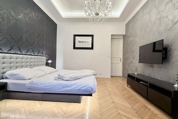 Pronájem bytu 2+1 76 m², Na Zderaze, Praha Pronájem bytu 2+1 76 m², Na Zderaze, Praha