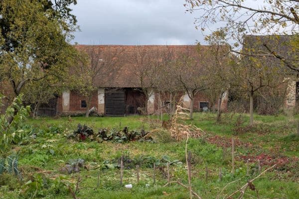 Prodej pozemku 407 m², Chrtníč Prodej pozemku 407 m², Chrtníč