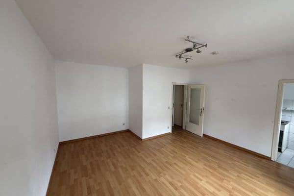 Pronájem bytu 1+1 35 m², Susannastr.19, Essen, Severní Porýní-Vestfálsko Pronájem bytu 1+1 35 m², Susannastr.19, Essen, Severní Porýní-Vestfálsko