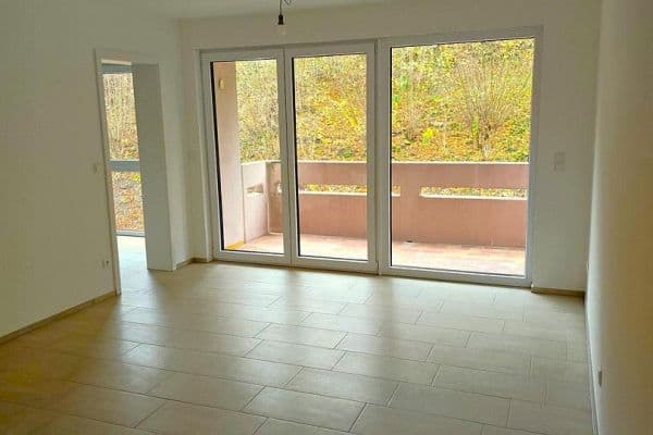 Pronájem bytu 2+1 63 m², Moltkestraße 97, Reutlingen Pronájem bytu 2+1 63 m², Moltkestraße 97, Reutlingen