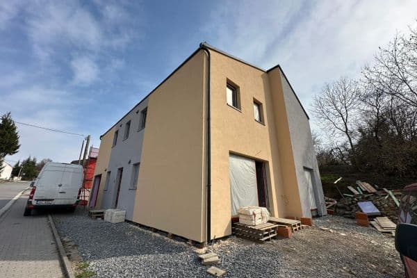 Prodej bytu 3+kk 82 m², Šternberská, Divišov Prodej bytu 3+kk 82 m², Šternberská, Divišov