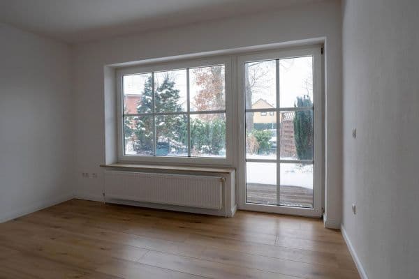 Pronájem bytu 4+1 90 m², Grasseler Straße 90, Braunschweig Pronájem bytu 4+1 90 m², Grasseler Straße 90, Braunschweig