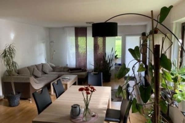 Prodej bytu 4+1 118 m², Kreuztal-Fellinghausen Prodej bytu 4+1 118 m², Kreuztal-Fellinghausen