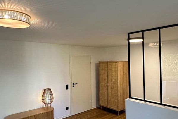 Pronájem bytu 1+kk 46 m², Köpferstraße 2, Stuttgart, Bádensko-Württembersko Pronájem bytu 1+kk 46 m², Köpferstraße 2, Stuttgart, Bádensko-Württembersko