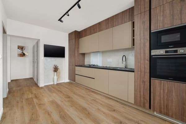 Prodej bytu 1+1 44 m², Rozprýmova, Újezd u Brna Prodej bytu 1+1 44 m², Rozprýmova, Újezd u Brna