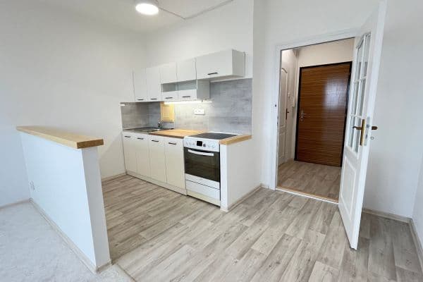 Prodej bytu 1+kk 27 m², U Školky, Tanvald Prodej bytu 1+kk 27 m², U Školky, Tanvald