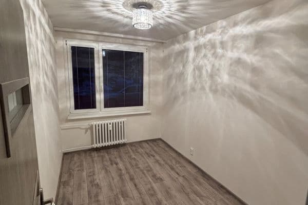 Pronájem bytu 3+1 66 m², Na Kopci, Litvínov Pronájem bytu 3+1 66 m², Na Kopci, Litvínov