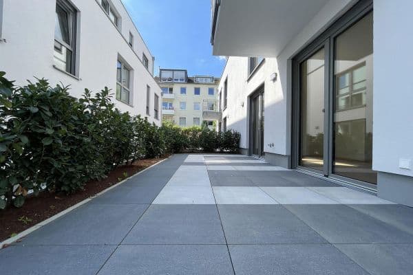 Pronájem bytu 2+1 75 m², Kirschblütenweg 11, Düsseldorf Pronájem bytu 2+1 75 m², Kirschblütenweg 11, Düsseldorf