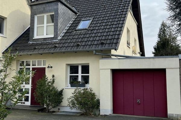 Prodej domu 127 m², pozemek 404 m², Neuss Prodej domu 127 m², pozemek 404 m², Neuss