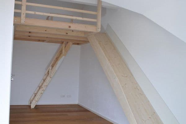 Pronájem bytu 4+kk 120 m², Wehr-Öflingen Pronájem bytu 4+kk 120 m², Wehr-Öflingen