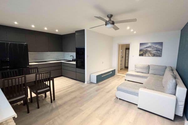 Pronájem bytu 3+kk 70 m², Jablonecká, Praha Pronájem bytu 3+kk 70 m², Jablonecká, Praha