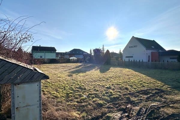 Prodej pozemku 1.008 m², Příčná, Křenice Prodej pozemku 1.008 m², Příčná, Křenice