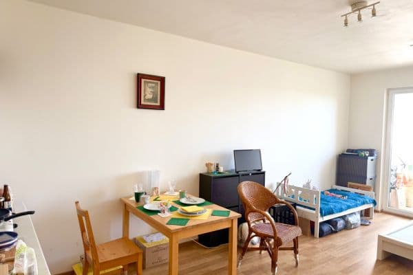 Prodej bytu 1+kk 40 m², Hornoměcholupská, Praha Prodej bytu 1+kk 40 m², Hornoměcholupská, Praha