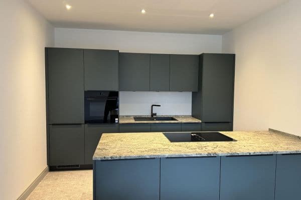 Pronájem domu 140 m², pozemek 175 m², Hamburg, Hamburg Pronájem domu 140 m², pozemek 175 m², Hamburg, Hamburg