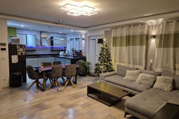 Prodej domu 140 m², pozemek 530 m², Winterbach Prodej domu 140 m², pozemek 530 m², Winterbach