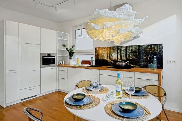 Pronájem bytu 3+1 85 m², Eimsbütteler Chaussee 45, Hamburg, Hamburg Pronájem bytu 3+1 85 m², Eimsbütteler Chaussee 45, Hamburg, Hamburg