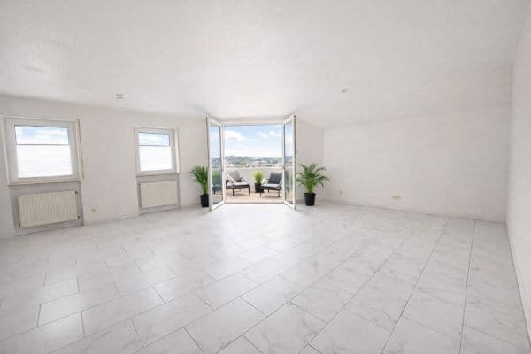 Pronájem bytu 4+1 120 m², Gernsbach Pronájem bytu 4+1 120 m², Gernsbach