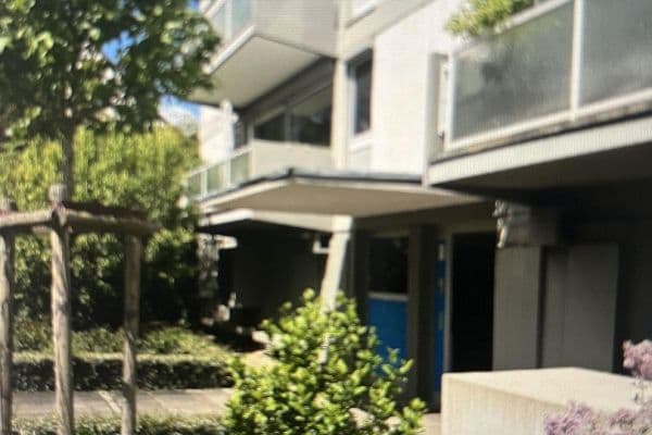 Pronájem bytu 3+1 100 m², Frankfurt Pronájem bytu 3+1 100 m², Frankfurt