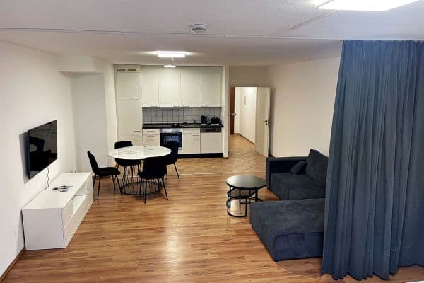 Pronájem bytu 1+1 60 m², Luisenstr. 74, Krefeld Pronájem bytu 1+1 60 m², Luisenstr. 74, Krefeld