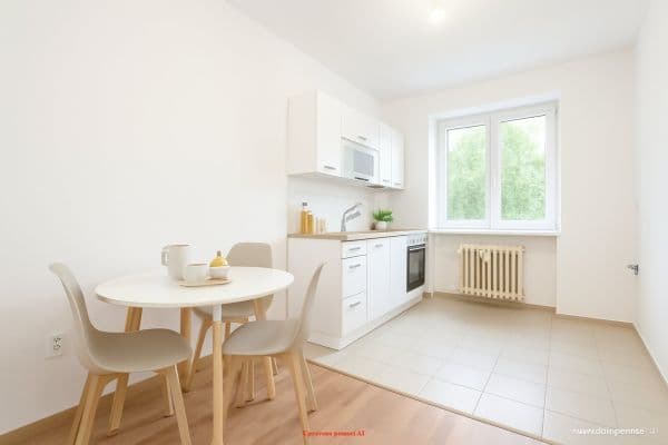 Pronájem bytu 1+kk 29 m², Jana Wericha, Pronájem bytu 1+kk 29 m², Jana Wericha,