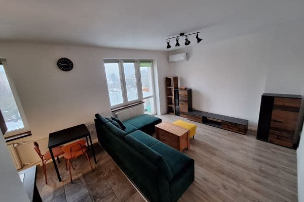 Prodej bytu 2+1 50 m², Hálkova, Nové Mesto Prodej bytu 2+1 50 m², Hálkova, Nové Mesto
