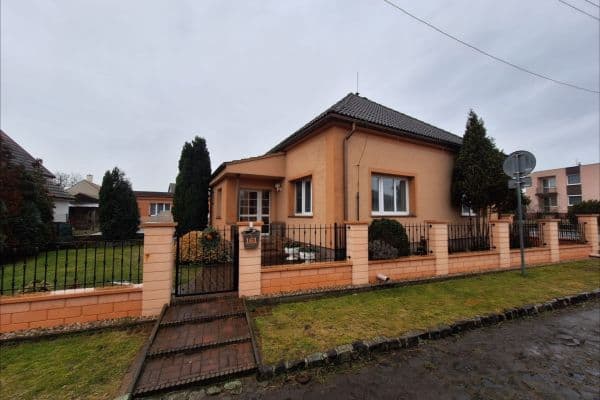 Pronájem bytu 3+kk 90 m², Dlážděná, Dřísy Pronájem bytu 3+kk 90 m², Dlážděná, Dřísy