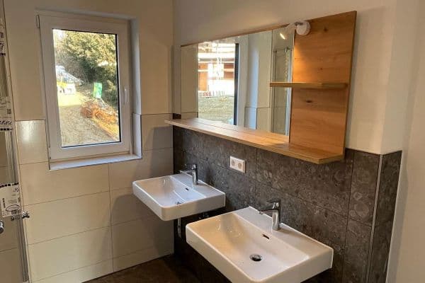 Pronájem bytu 3+1 85 m², Bismarckstraße 8, Nürtingen Pronájem bytu 3+1 85 m², Bismarckstraße 8, Nürtingen