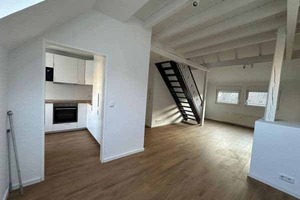 Pronájem bytu 3+1 96 m², Schwanhildenstr. 14, Essen, Severní Porýní-Vestfálsko Pronájem bytu 3+1 96 m², Schwanhildenstr. 14, Essen, Severní Porýní-Vestfálsko