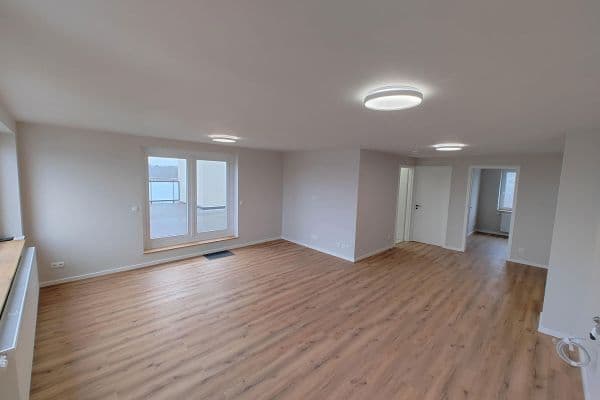 Prodej bytu 3+1 75 m², Oddernskamp 1, Hamburg-Lokstedt, Hamburg Prodej bytu 3+1 75 m², Oddernskamp 1, Hamburg-Lokstedt, Hamburg