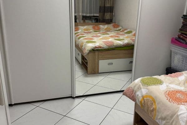 Pronájem bytu 2+1 61 m², BerzdorferStr.4, Köln, Severní Porýní-Vestfálsko Pronájem bytu 2+1 61 m², BerzdorferStr.4, Köln, Severní Porýní-Vestfálsko