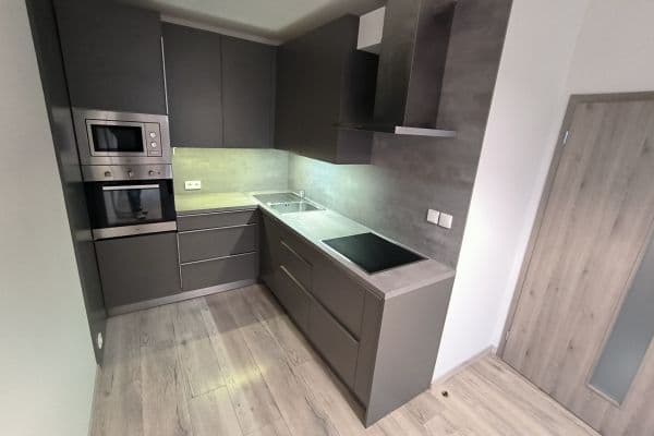 Pronájem bytu 1+kk 38 m², Višňová, Stěžery Pronájem bytu 1+kk 38 m², Višňová, Stěžery
