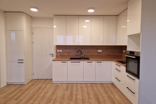 Pronájem bytu 2+kk 44 m², Velké Meziříčí Pronájem bytu 2+kk 44 m², Velké Meziříčí