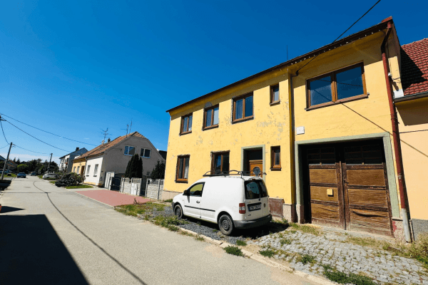 Prodej domu 207 m², pozemek 657 m², Divadelní, Ořechov Prodej domu 207 m², pozemek 657 m², Divadelní, Ořechov