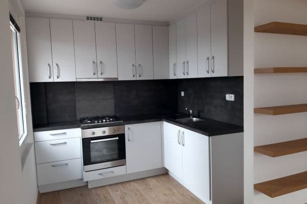 Pronájem bytu 2+kk 45 m², Palackého, Český Brod, Středočeský kraj Pronájem bytu 2+kk 45 m², Palackého, Český Brod, Středočeský kraj