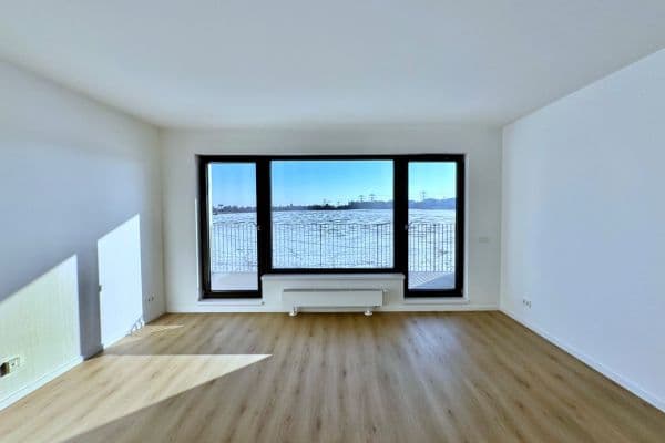 Pronájem bytu 1+kk 38 m², Tupolevova, Praha Pronájem bytu 1+kk 38 m², Tupolevova, Praha
