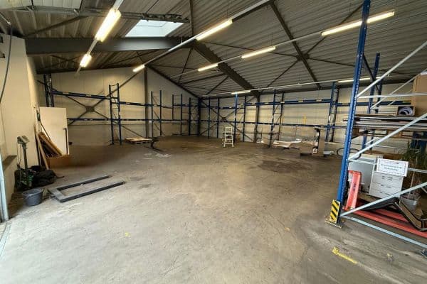 Pronájem nebytového prostoru 4.000 m², Beule 74, Wuppertal Pronájem nebytového prostoru 4.000 m², Beule 74, Wuppertal